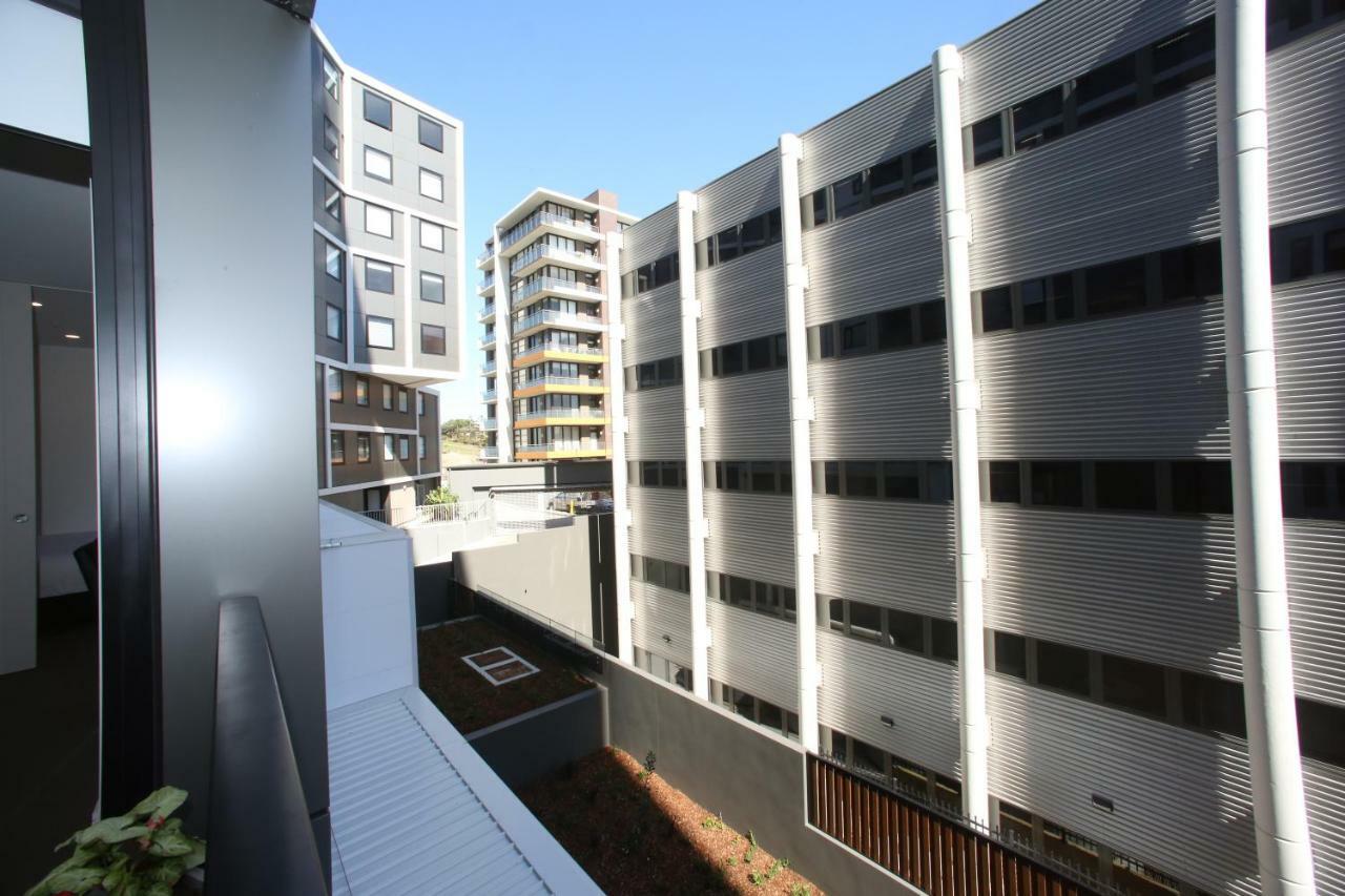 Arena On The Beach Apartment Newcastle Exterior photo